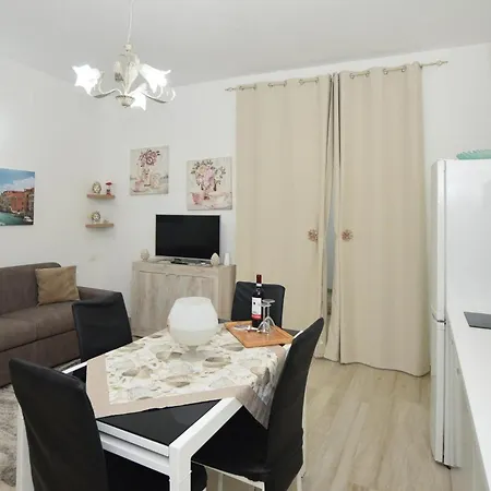 1 Bedroom In Siracusa *
